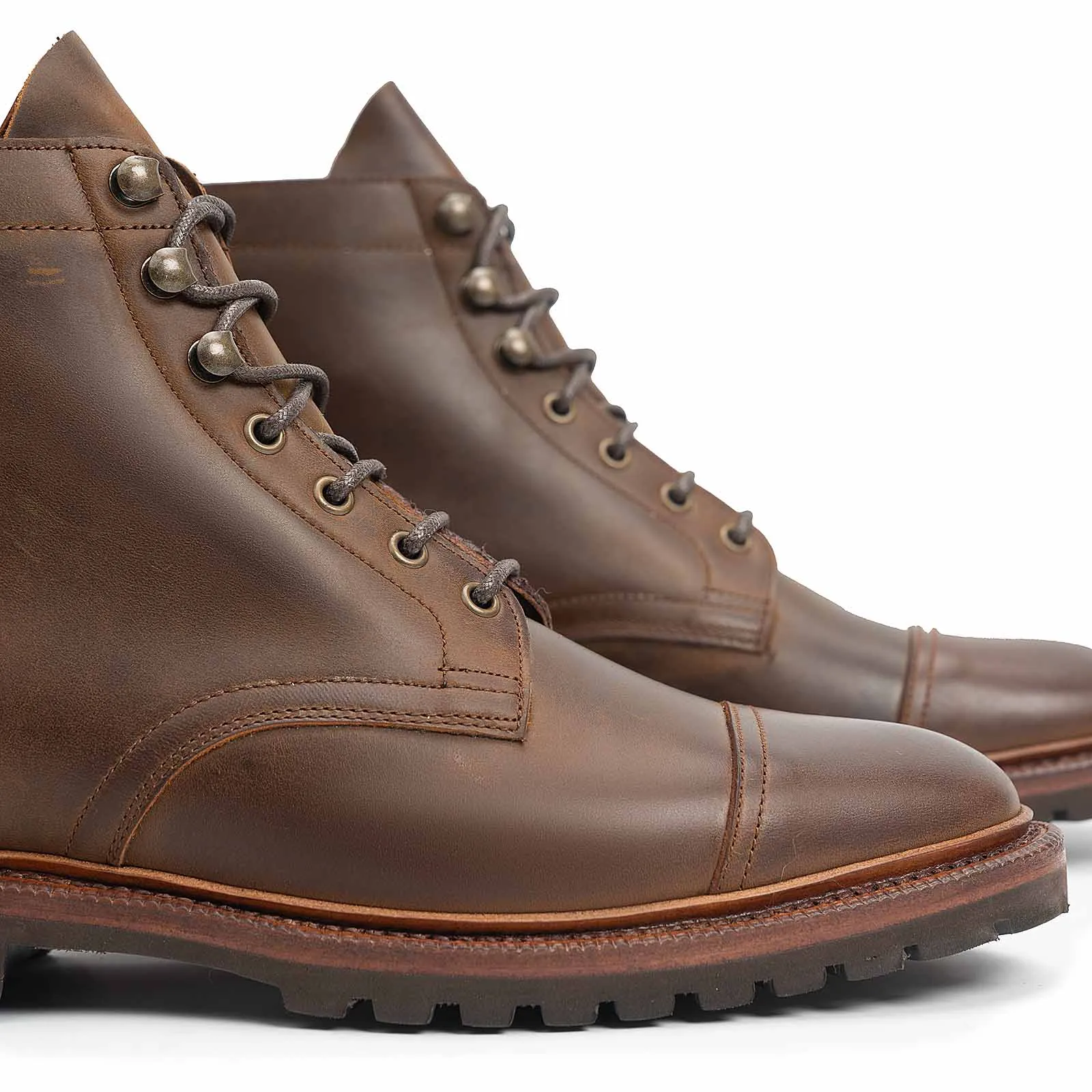 Waxy Calf Tobacco Leather Boots - Optimal