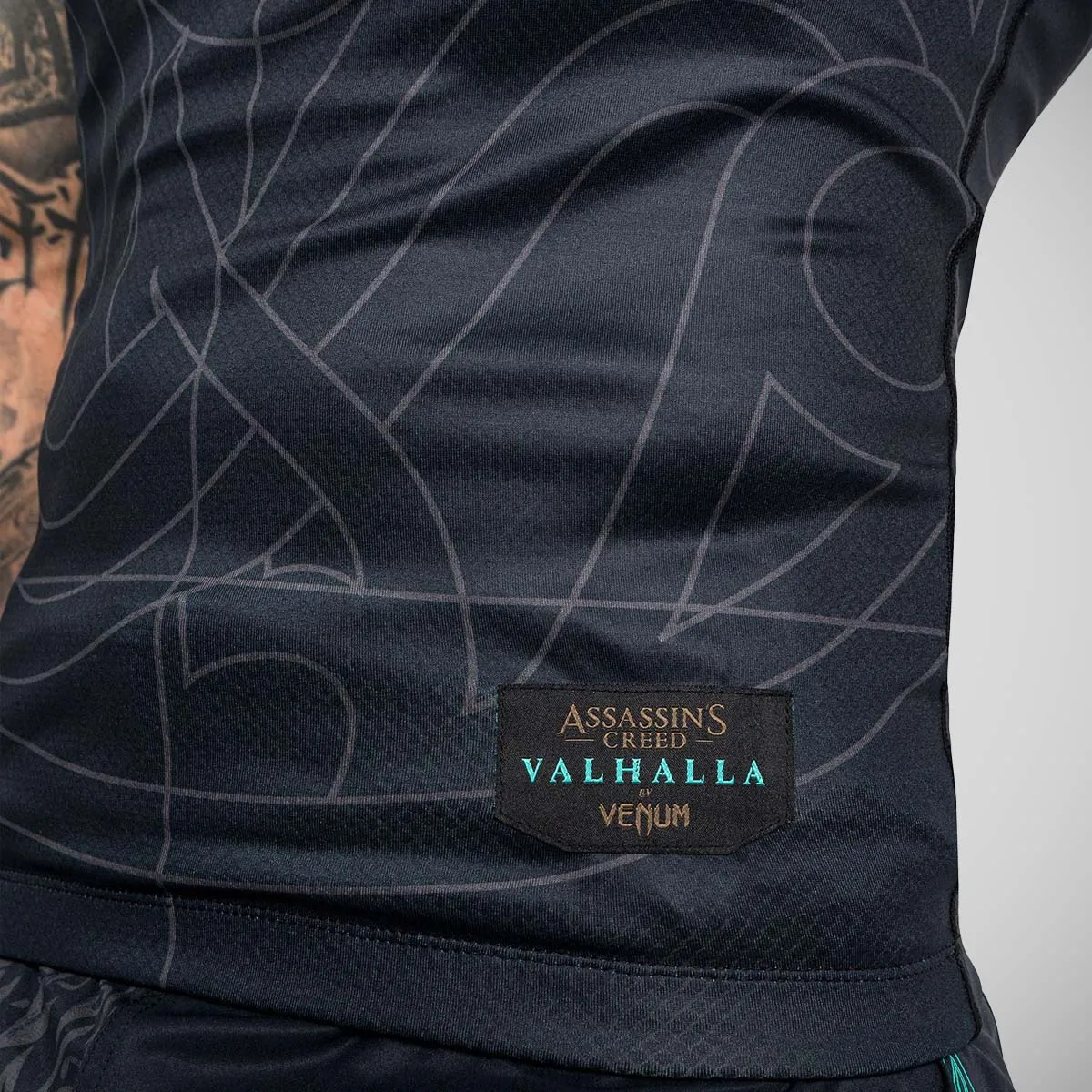 Black Venum Assassin's Creed Reloaded Short Sleeve Rash Guard